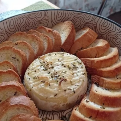Запеченный камамбер
